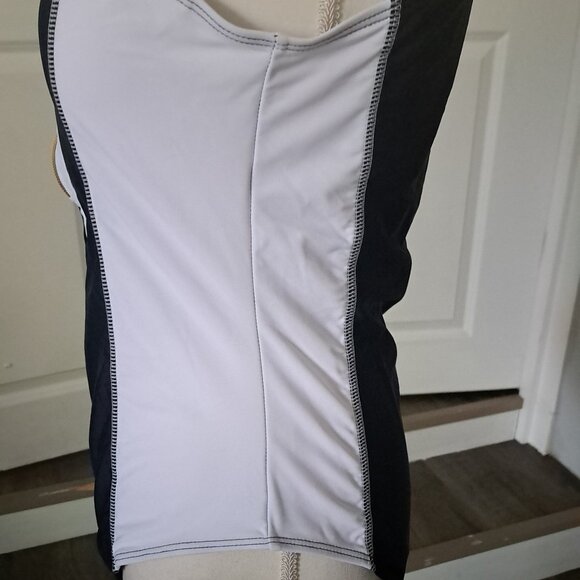 BIKINX  One Piece Tummy Control  High Neck Zip Front Raah Guard  XXL NWT - Picture 4 of 9